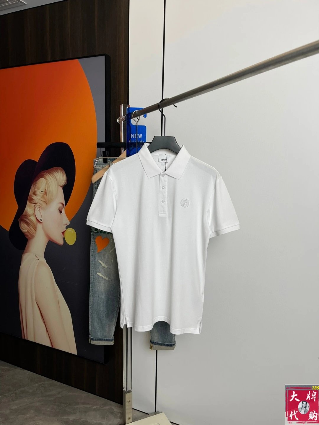 Burberry T-shirt Chest logo Embroidery POLO Short Sleeve Turn-down Collar Shirt Unisex Summer Solid Color Loose Fit T Business Commuter Short Sleeve Shirt Plus Size