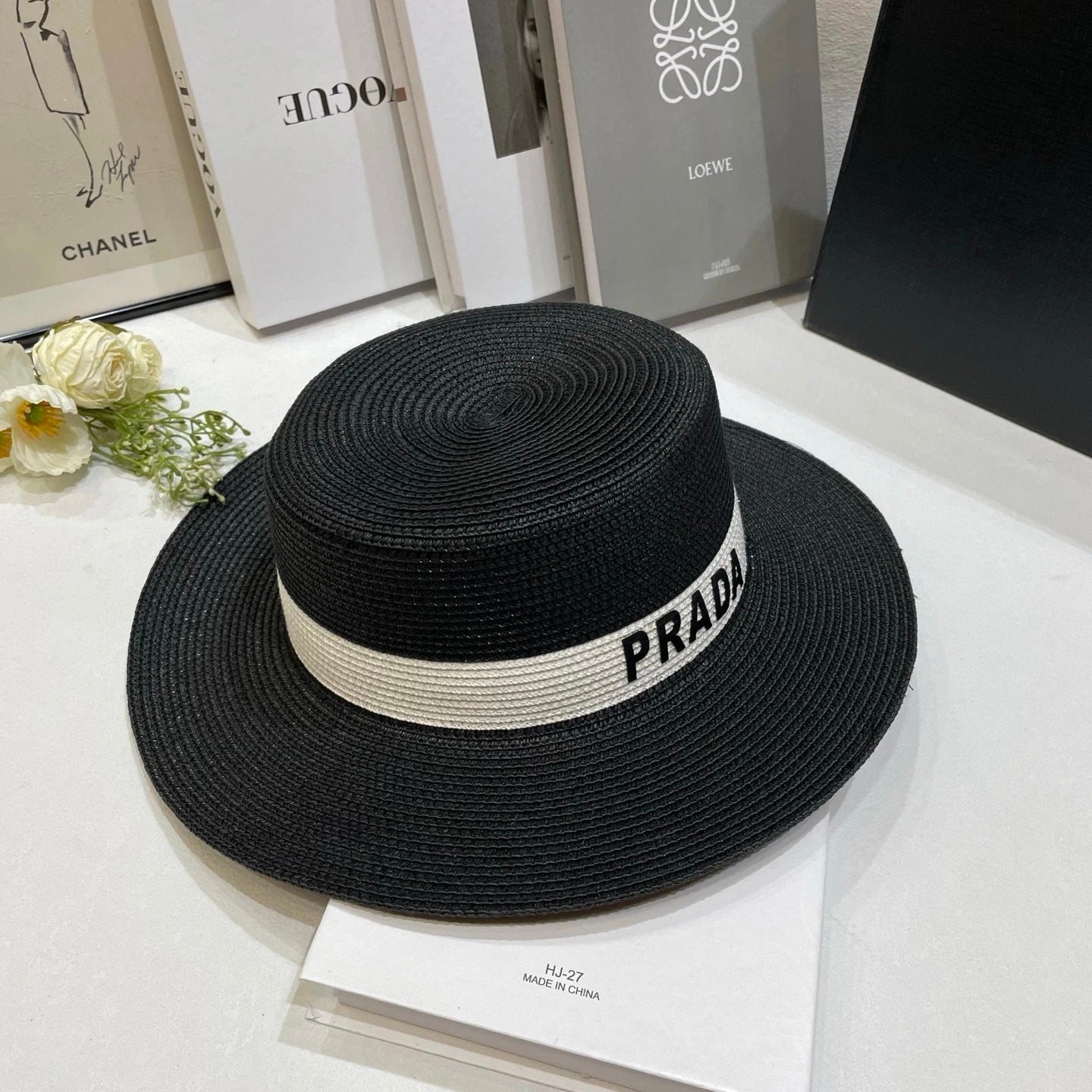 PRADA Hat Letter Embroidery logo Fisherman Hat Straw Hat Casual Sun Protection Face Covering UV Protection Outdoor Versatile Flat Top Bucket Hat