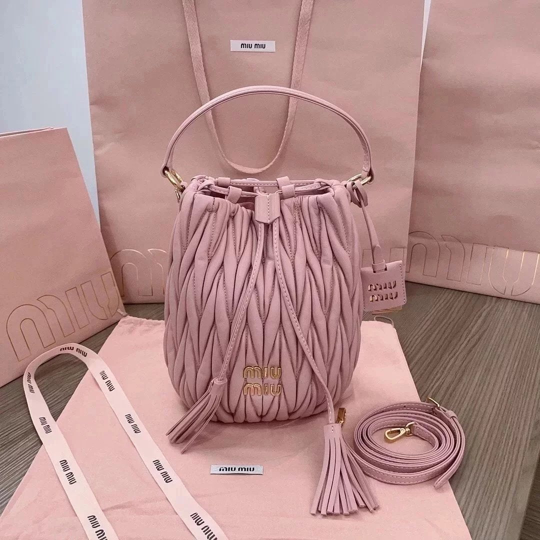 Miu Miu Bag Top version 【Original Leather】Sheepskin Bucket Bag Handbag Shoulder Bag Messenger Bag Women's Bag Large5BE084Small Size5BE085Mini Small Bucket Bag Drawstring Tassel Bag