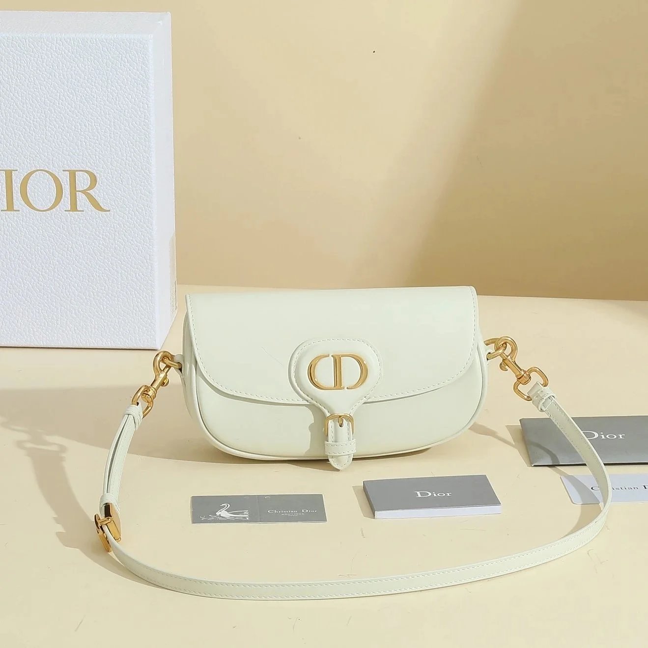 Dior Women's Bag Top version 【Maximum Version zp Level】New Bobby Classic Presbyopic Bag bobby Bobbi Saddle Bag bobbyeast-west Underarm Bag Selenodont Bag Moon Bag bobby Underarm Bag Shoulder Bag Crossbody Bag