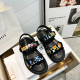 Chanel Shoes Spring and Summer New Holiday Lazy Sandals，Original1:1Development。
Simple and Versatile, Super Beautiful
Inner Lining Plastic Footpad：Water Dyed Sheepskin Lining
Large