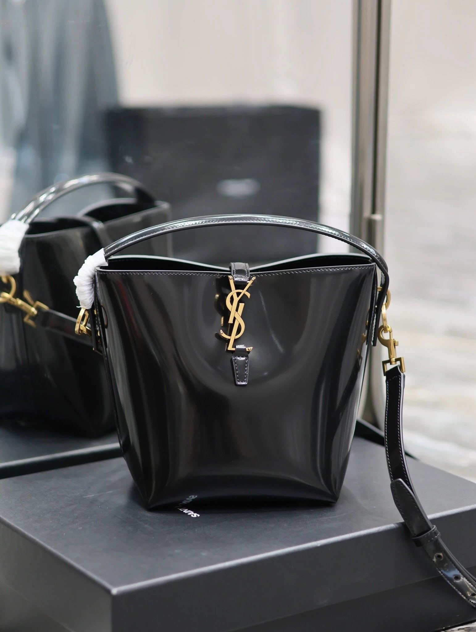 YSL Women's Bag Top version Saintlaurent2023New LE37Water Bucket Bag Summer New Women's Hand-Carrying Bucket Bag Bucket Bag Shoulder Messenger Bag Stiff Cowhide Bucket Bag Bucket Bag Two-in-One Composite Bag Bucket Bag742828