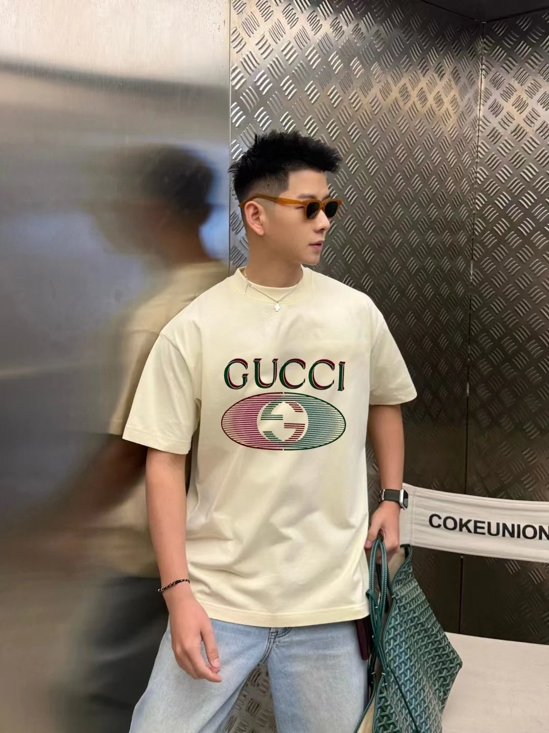 Gucci T-shirt Double-breasted G Letter Printing logo round Neck Short Sleeve25ss New pure cotton T Unisex T-Shirt OS Drop Shoulder Loose Fit Base Shirt Top T-Shirt Short Sleeve