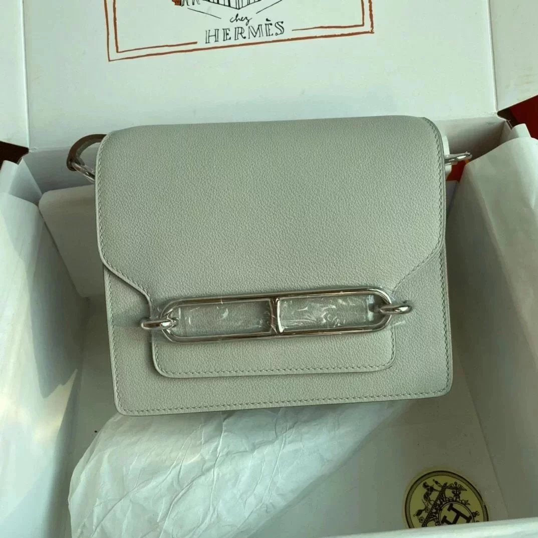 Hermes women's bag Top version Customized Real Shot Small Square Bag Pig Nose Bags Roulis19CMevercolor Leather Pig-Shaped Bun Gold Buckle Silver Buckle Flap Shoulder Messenger Bag Yang Mi Same Style Women Bag