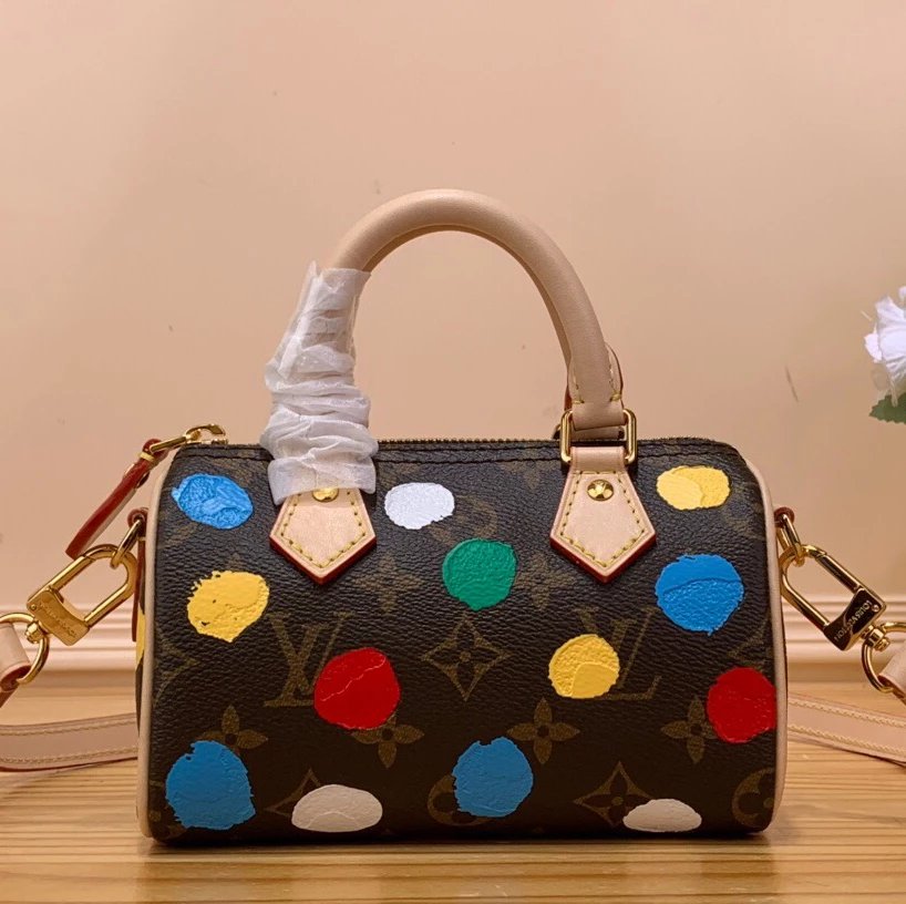 Louis Vuitton LV Wallets/Clutches Top version 【Original Genuine Goods Leather】Grass Room MIUSOU Cooperation Polka Dot Wallet Passport Case Zipper Wallet Short Wallet Wallet Cosmetic Bag Men and Women Same Wallet Wallet Polka Dot Mahjong Bag Pillow Bag Sho