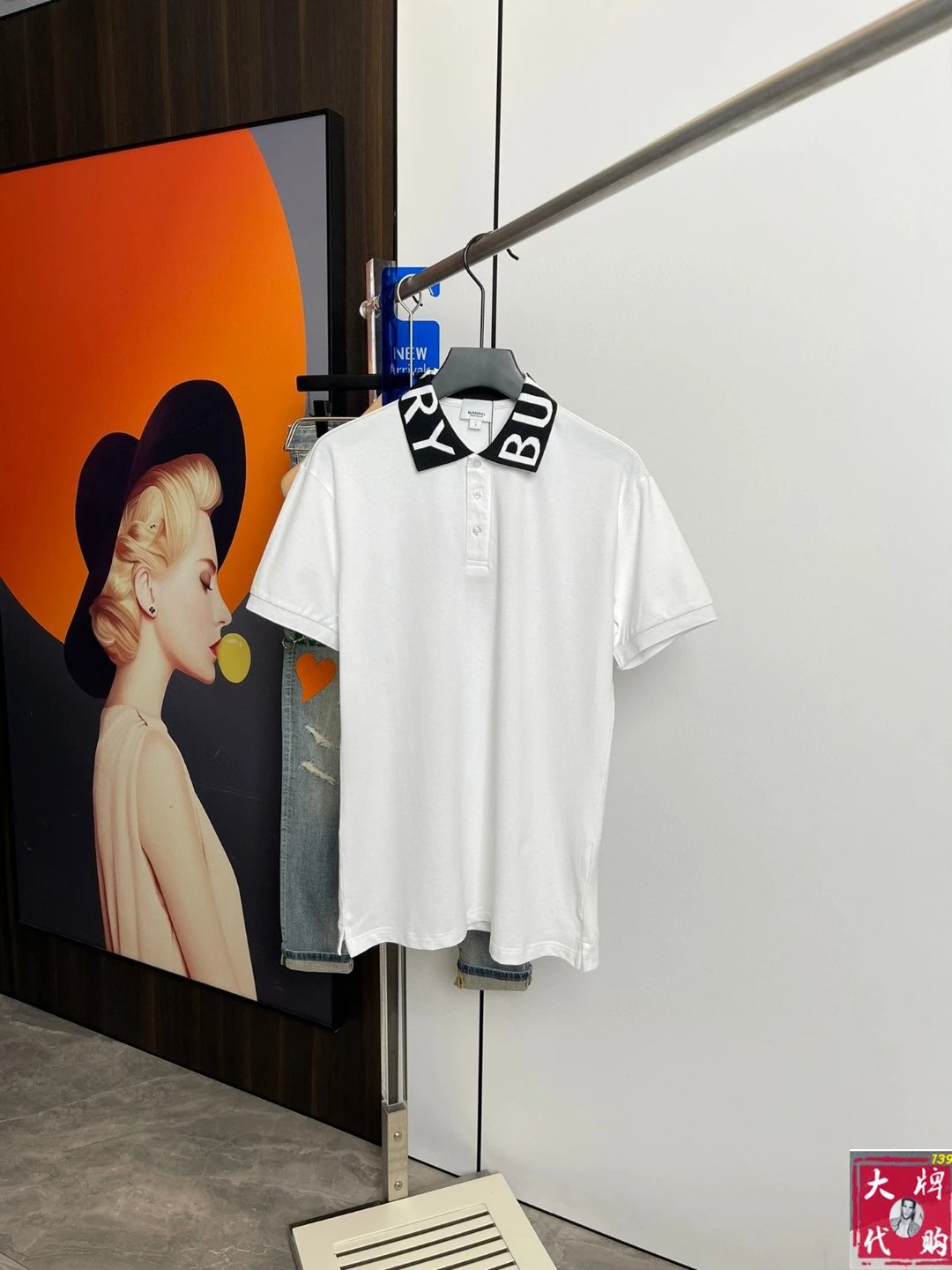 Burberry T-shirt Collar Brand logo Identification POLO Short Sleeve Turn-down Collar Shirt Unisex Summer Solid Color Loose Fit T Business Commuter Short Sleeve Shirt Plus Size
