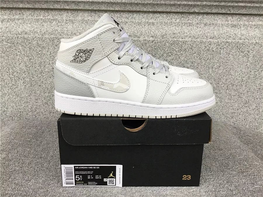 Air Jordan 1 Mid shoes New All-Match Trendy Men's Casual Sports Shoes