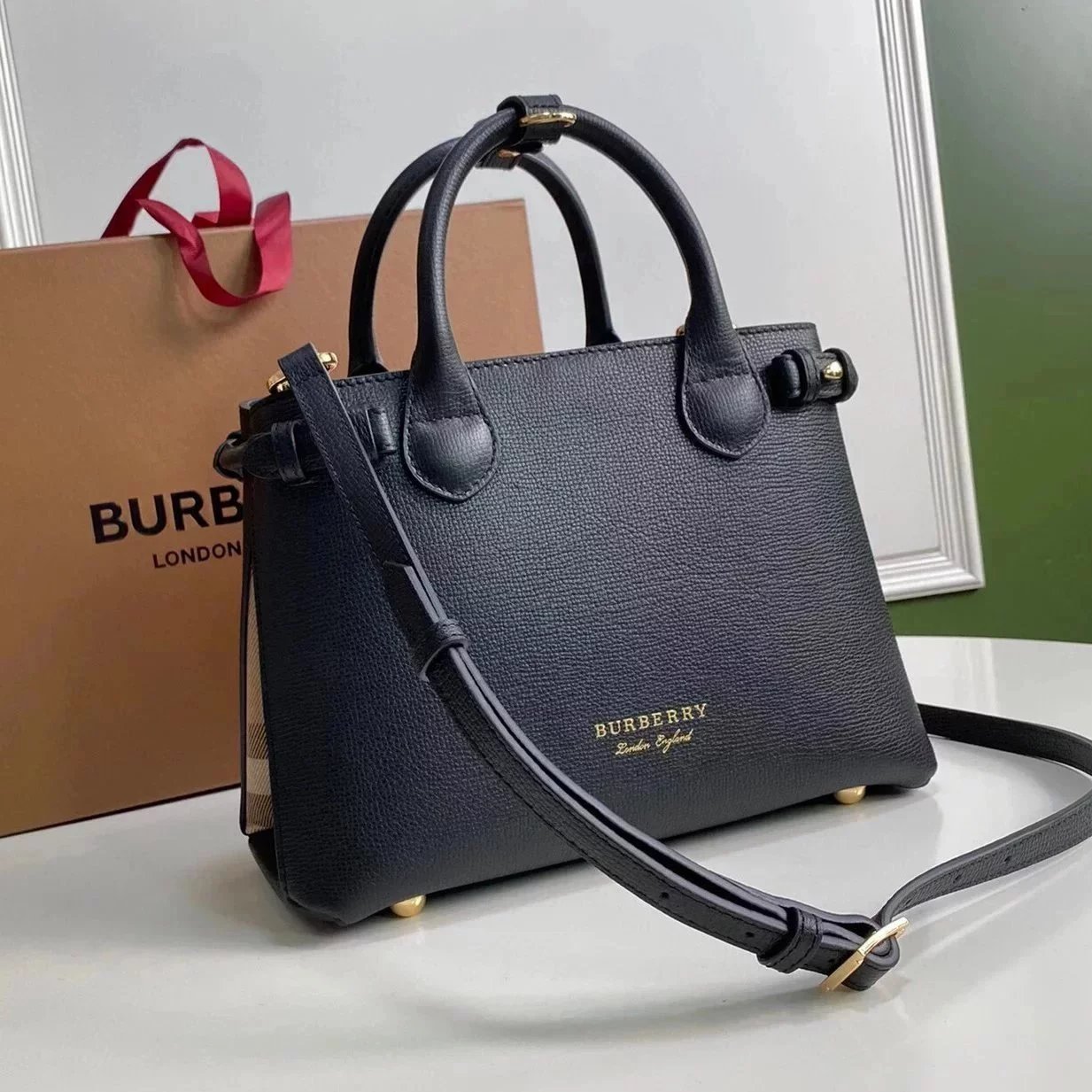 Burberry Women's Bag Top version TheBanner Small Size House Plaid Leather Banner Handbag Banner Women's Bag Cowhide Leather Single-Shoulder Bag Handbag Star Style