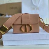 Dior Women's Bag Top version Montaigne Small Square Bag Box Bag Presbyopic Canvas Embroidery Leather Patchwork Montian30box Messenger Bag Chain Bag Shoulder Bag Messenger Bag Women's Bag