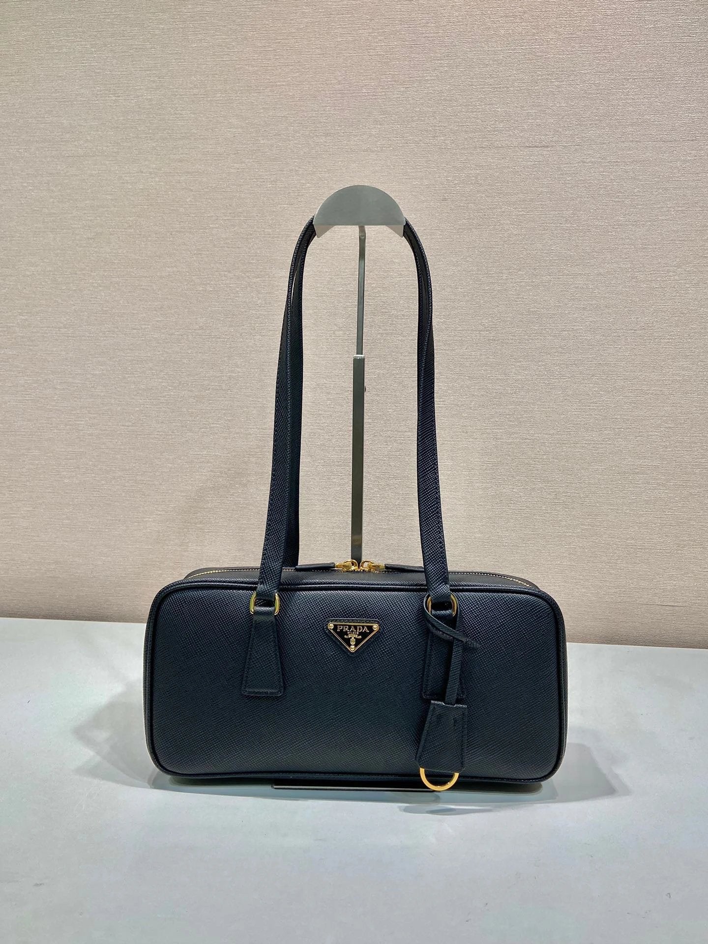 PRADA Bag Top version New Mid-Ancient Bag with Cross Pattern Cowhide Hardware Handbag Shoulder Bag Messenger Bag Women's Bag Women's Bag1BB116