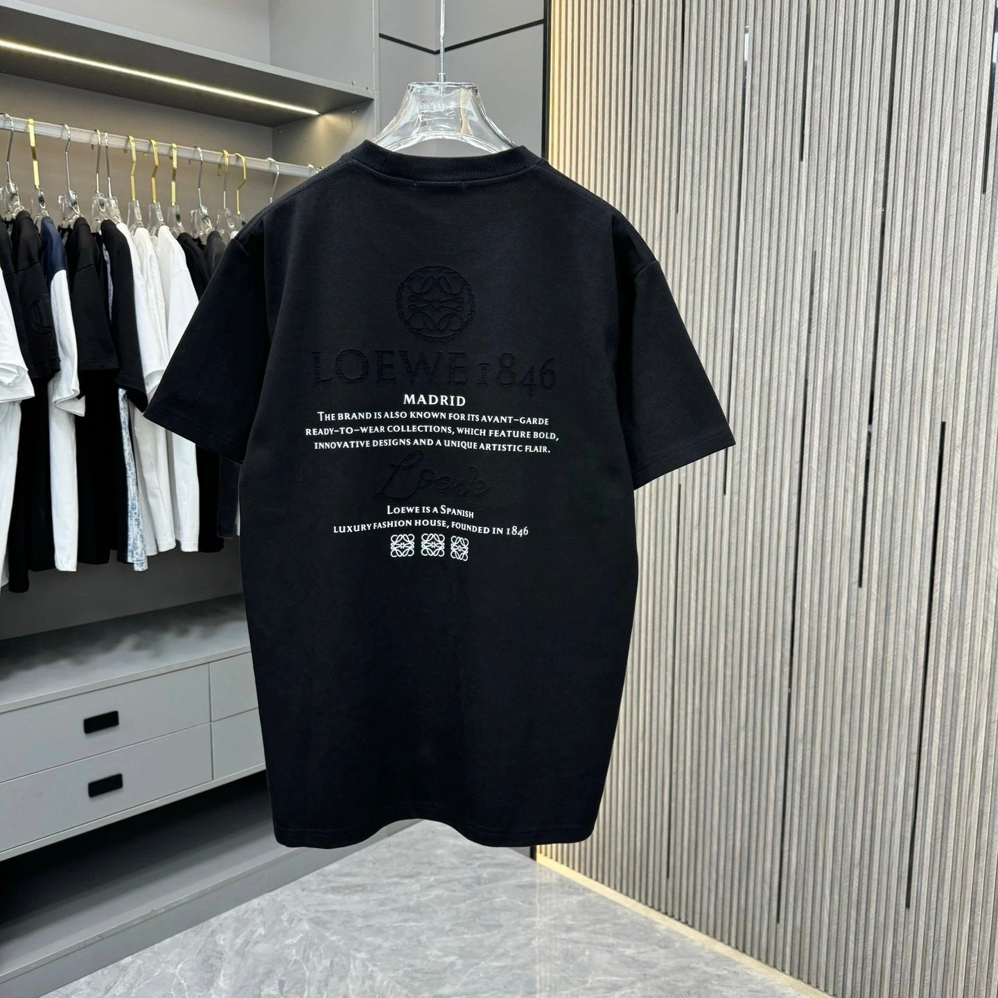 LOEWE T-shirt Back Heat Transfer Film Embossed logo round Neck Short Sleeve25ss New pure cotton T Unisex T-Shirt OS Loose Fit Base Shirt Top Half Sleeve T-Shirt