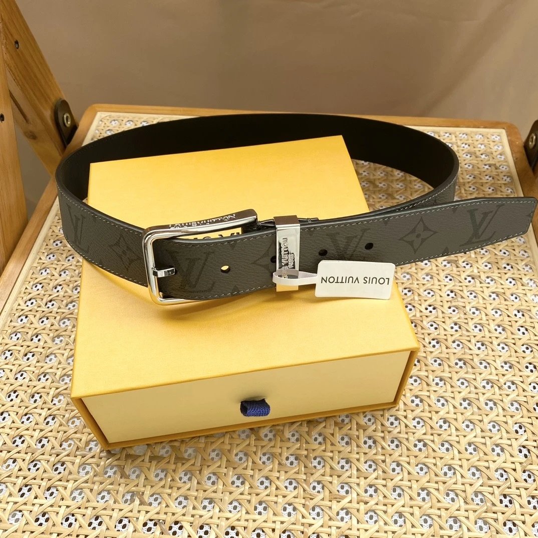 Louis Vuitton LV Belt Top version The Most New Belt3.5cm Men's Belt Metal Buckle Men's Leather Belt with Classic Checkerboard Plaid Belt