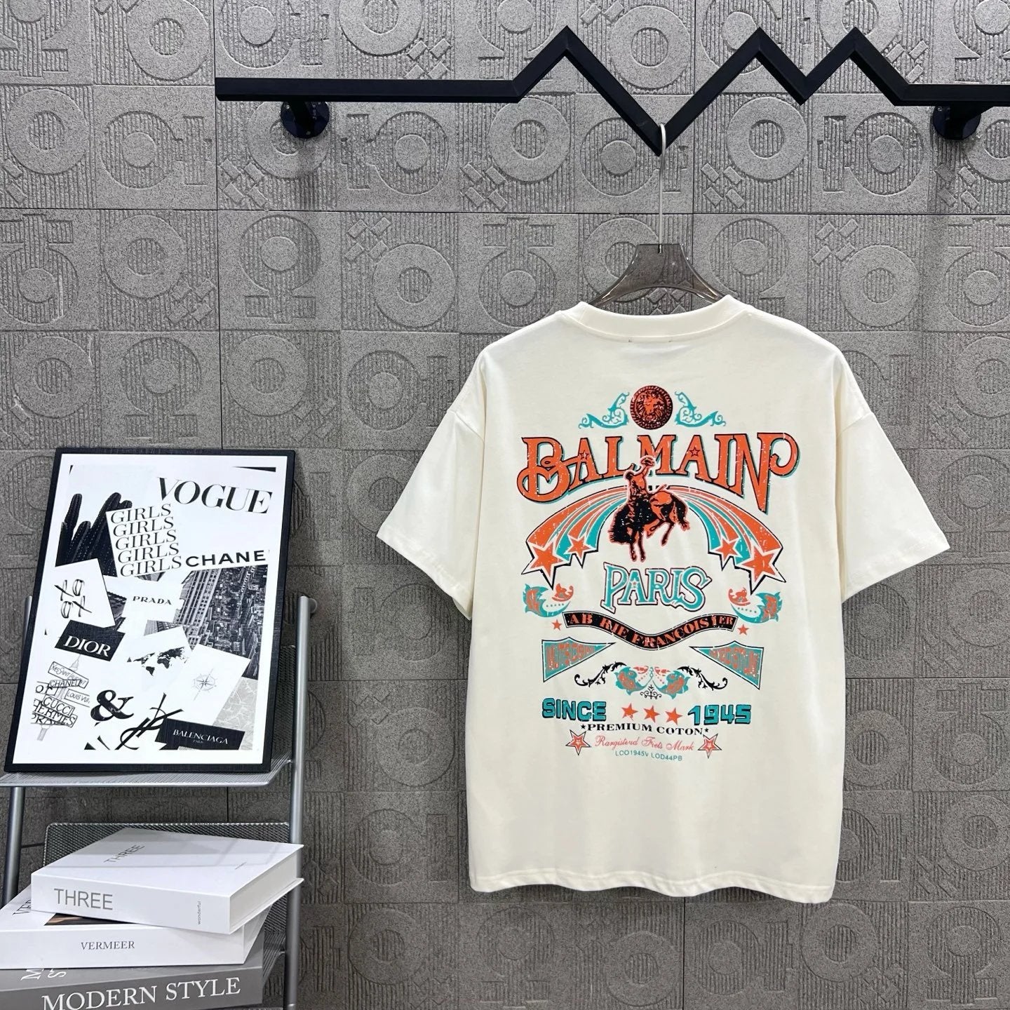 Balmain T-shirt Back Saint Seiya Print logo round Neck Short Sleeve25ss New Pure Cotton Unisex Style T T-shirt OS Loose Fit Base Shirt Top Half Sleeve T-Shirt
