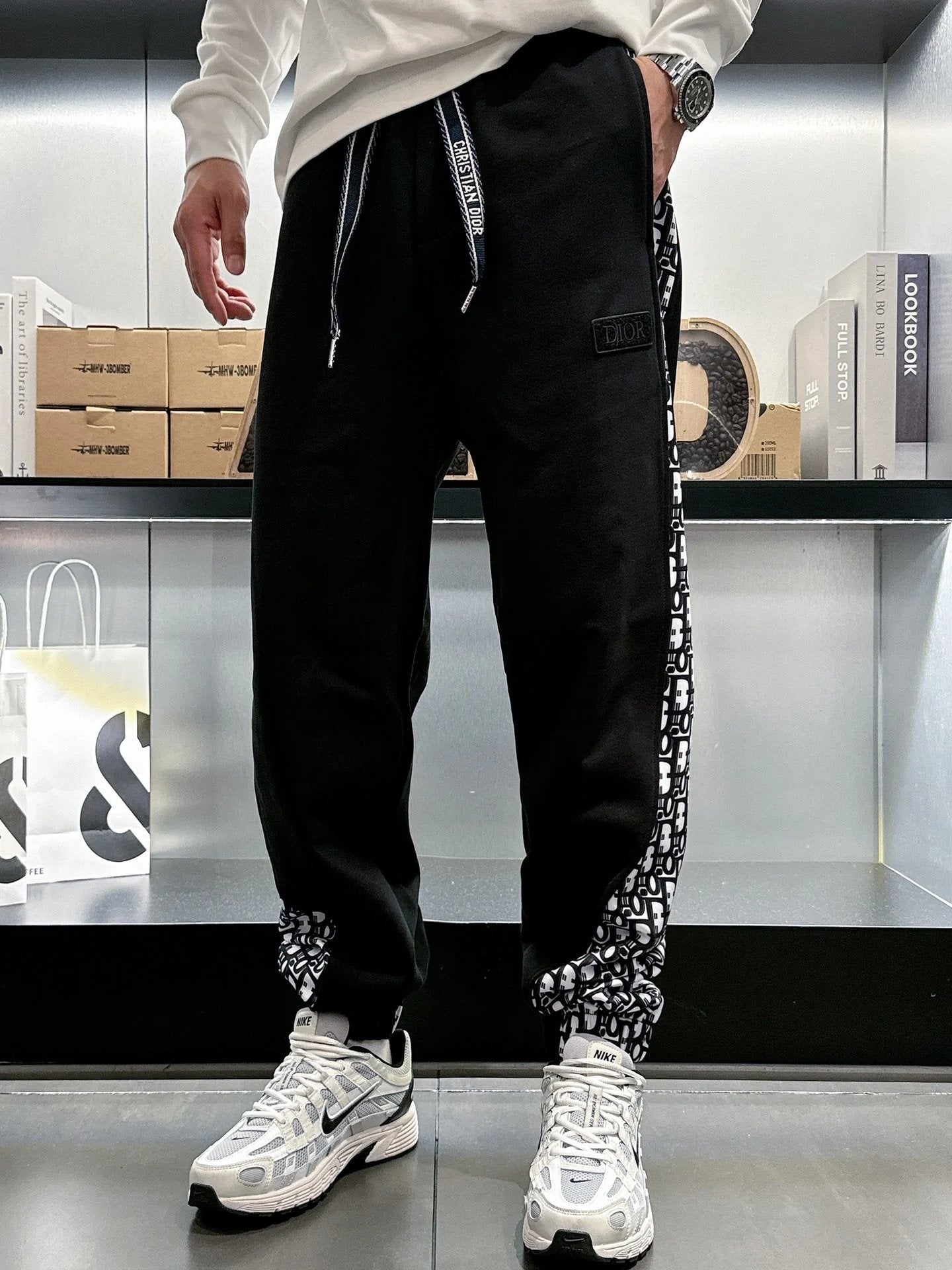 Dior Sweatpants Side Old Flower Drawstring Jogger Pants Sports Pants Autumn Unisex Long Pants Drawstring Winter Loose Plus Size Casual Pants High Waist Color Block