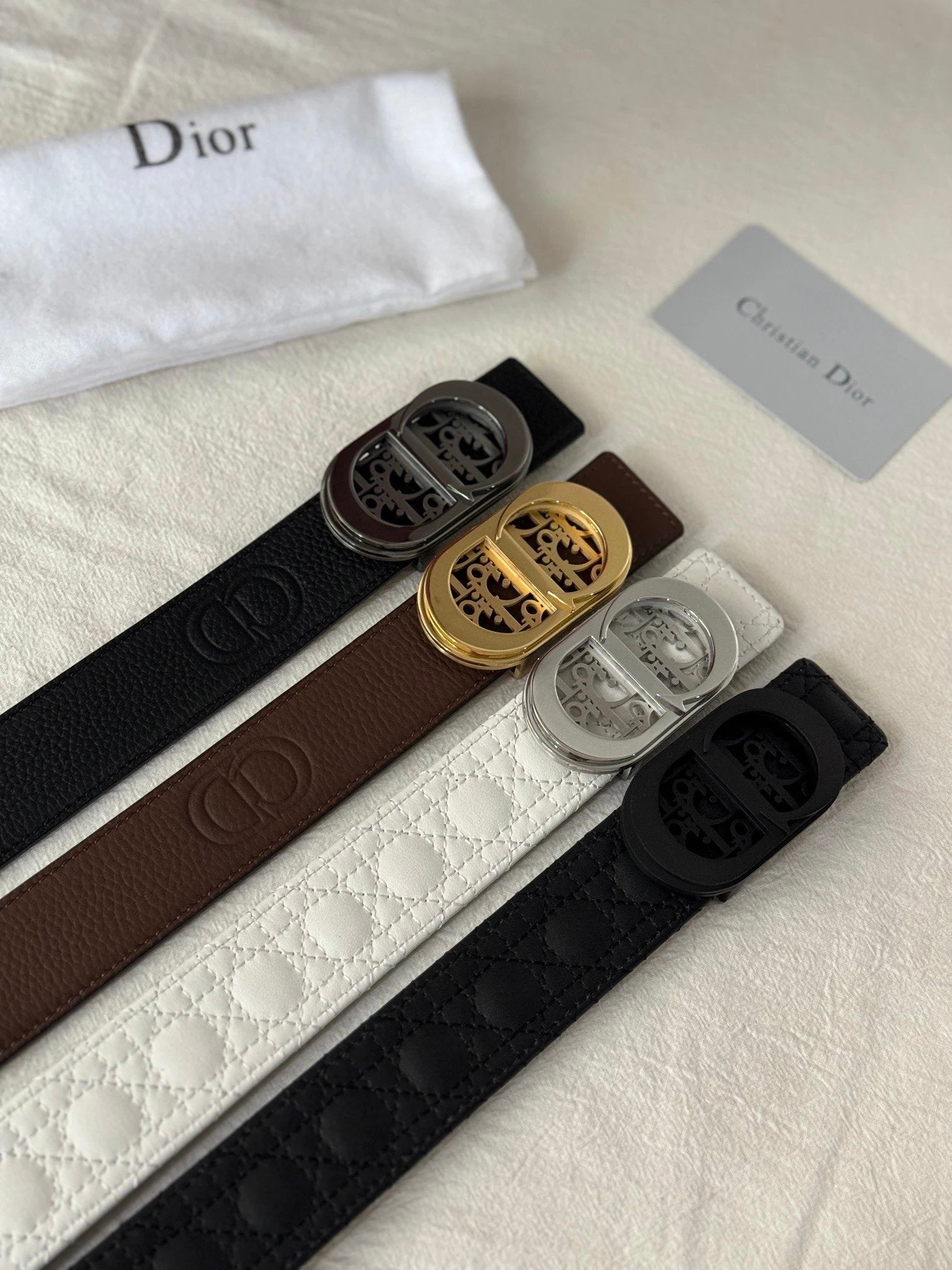 Dior Belt Top version Universal Belt Width for Men and Women3.5cm Genuine Goods Quality Counter Full Set Packaging Original Leather Material Classic Presbyopic Full Printed Canvas Full Vertical Surface Calfskin Lychee Pattern Bottom Letter Buckle Support