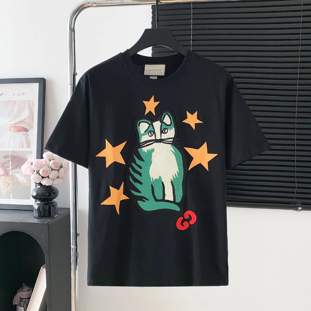 Gucci T-shirt Owl Embroidery on the Chest Logo Logo Crew Neck Short Sleeve25ss New pure cotton T Unisex T-Shirt OS Loose Fit Base Shirt Top Half Sleeve T-Shirt