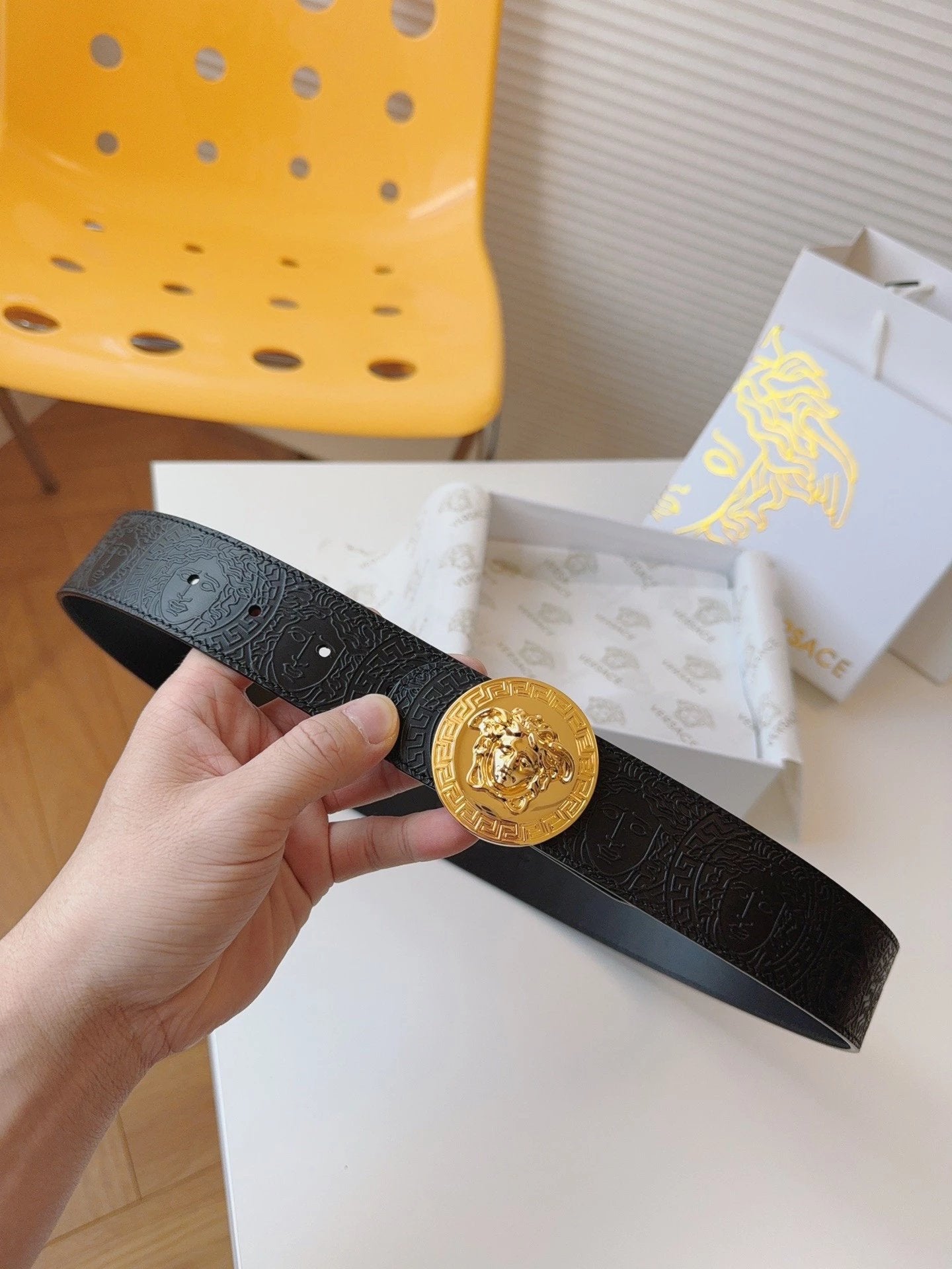 VERSACE Belt Top version 【Counter Original Factory】Original Men's Leather Belt Width4.0cm Genuine Goods Quality Double-Sided Imported First Layer Cowhide Full Grain Original Cowhide Boutique Color Buckle Double-Sided Available Genuine Steel Seal logo Men'