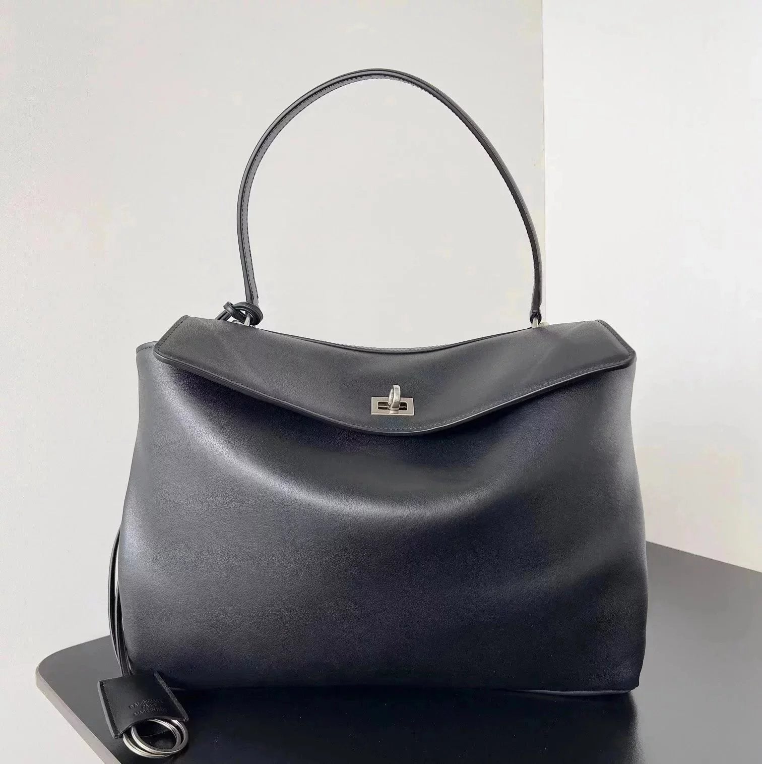 Balenciaga Bag Top version 【Top Configuration of the Highest Version】24New Hot Sale Rodeo Handbag Tote Bag Shopping Bag Men's Tote Big Bag Handbag Women's Handbag Portable Large Capacity Totes Rodeo Medium Large and Small Sizes Handbag
