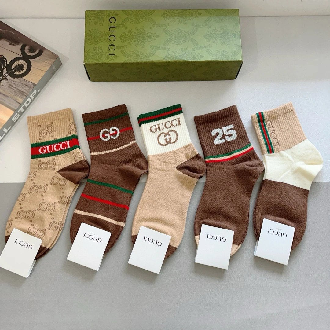 Gucci Sock 【a Box5Double】Classic Pair G Letters logo Breathable and Stylish Pure Cotton Mid-Calf Socks25ss New Cotton Socks Spring Summer Autumn Thin Business Sports Casual Versatile Deodorant Sweat-Absorbing