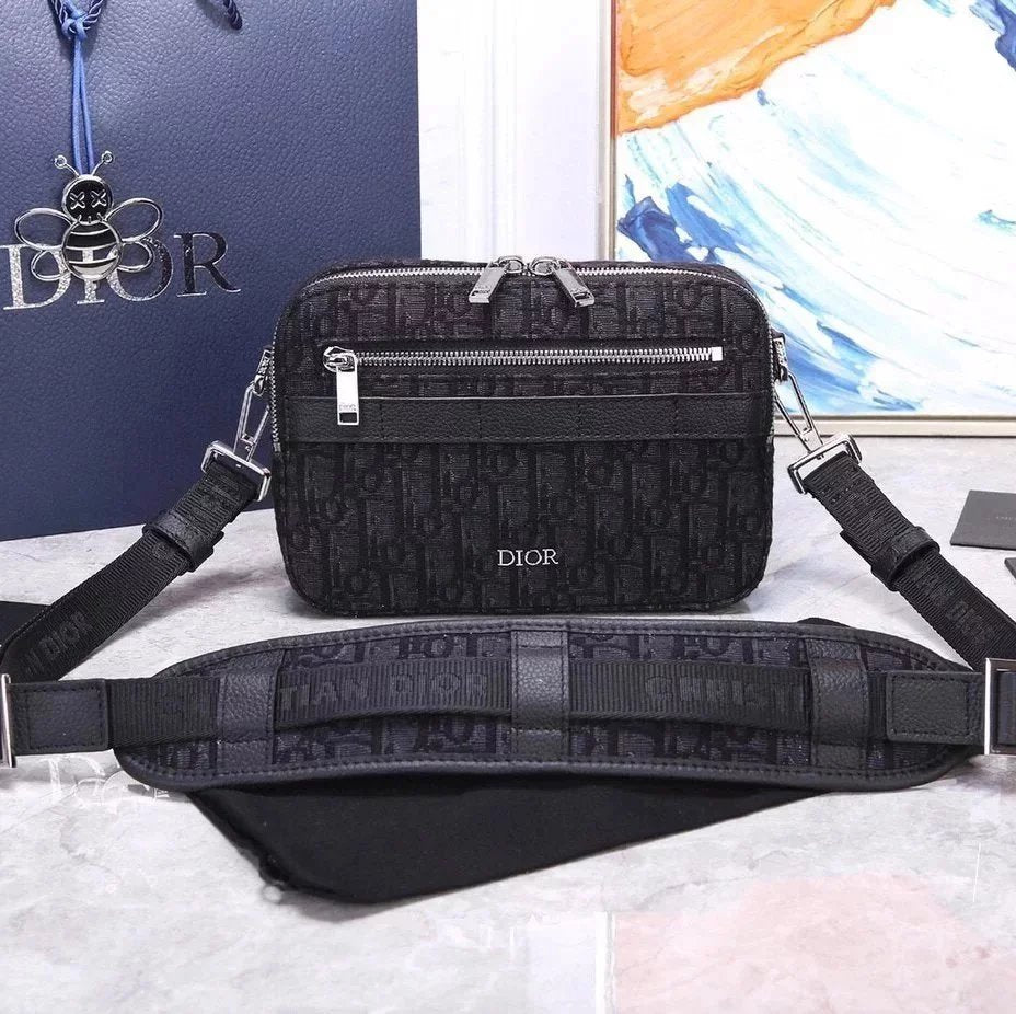 Dior Men's Bag Top version 2023New Camera Bag Messenger Bag safariobique Presbyopic Canvas Message Bag Box Bag One Shoulder Crossbody Men's and Women's Bags