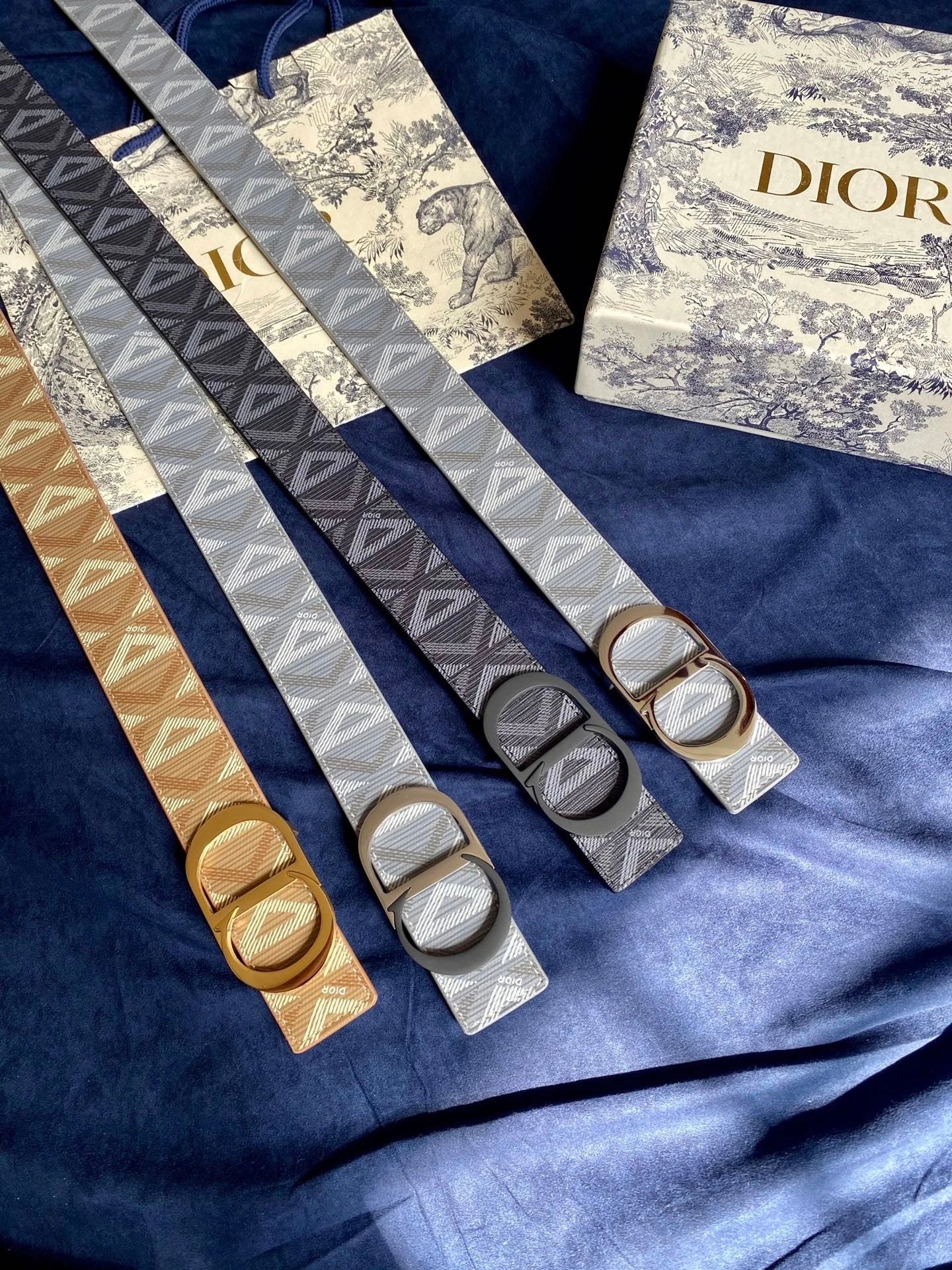 Dior Belt Top version Original Single Original Single Men and Women Universal Belt Width3.5cm Genuine Goods Quality Counter Full Set Packaging Original Leather Material Classic Presbyopic Full Printed Canvas Full Vertical Surface Calfskin Lychee Pattern B