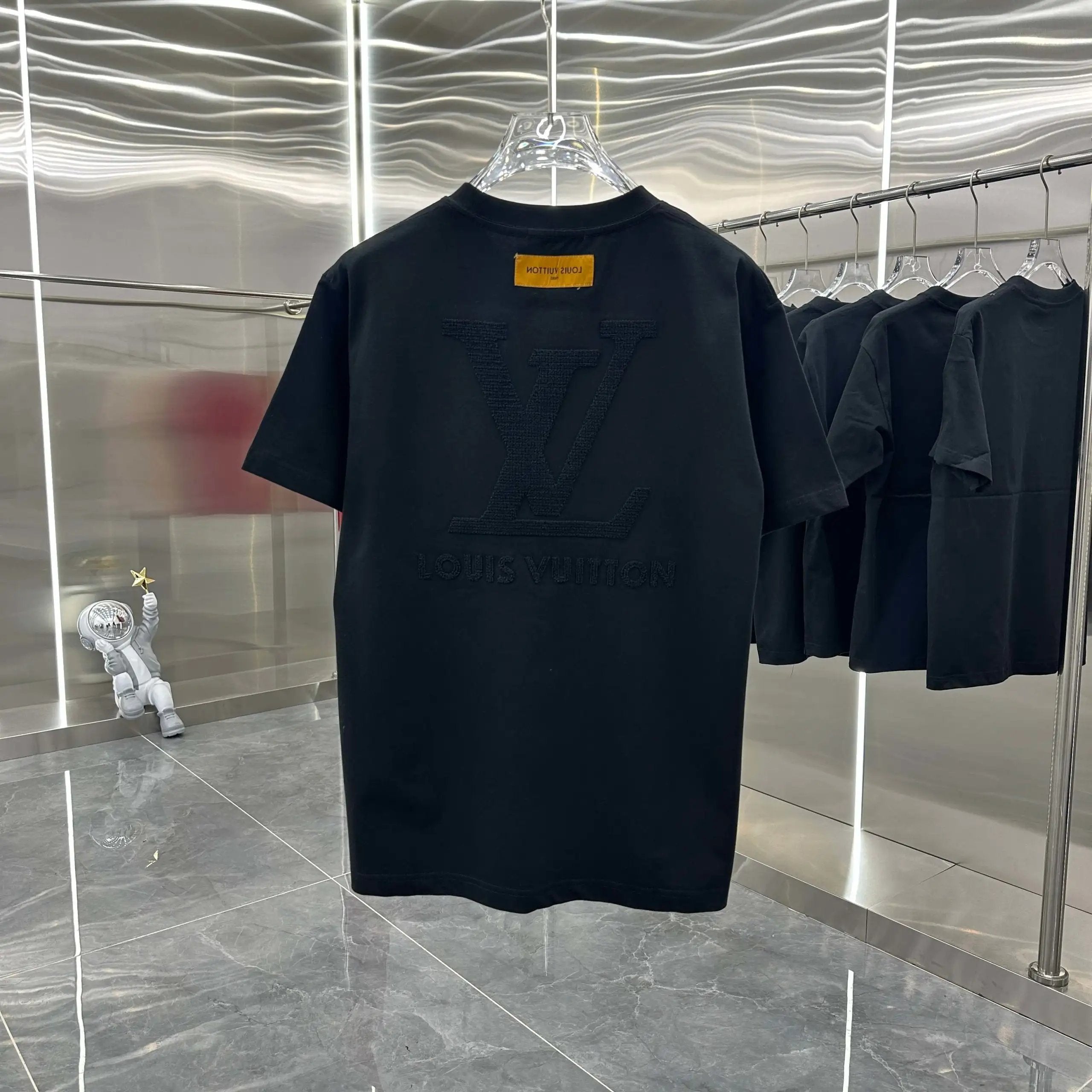 Louis Vuitton LV T-shirt Backless Embroidered Round Neck Short Sleeve25ss New Pure Cotton Unisex Style T T-shirt OS Loose Fit Base Shirt Top Half Sleeve T-Shirt