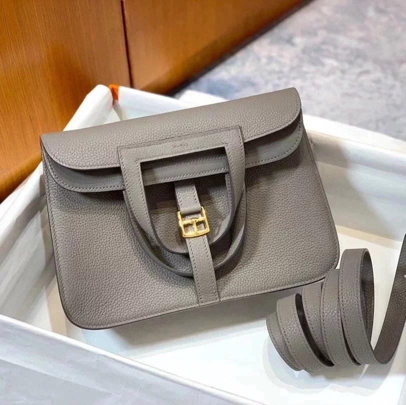 Hermes women's bag Top version 【Handmade Imported Fabric Beeswax Thread】H Home halzan22cm25cm Horseshoe Bag Shoulder Bag Multi-Functional One Bag Multi-Purpose Messenger Bag Handbag Fashion Casual Famaous Brand Women's Bag
