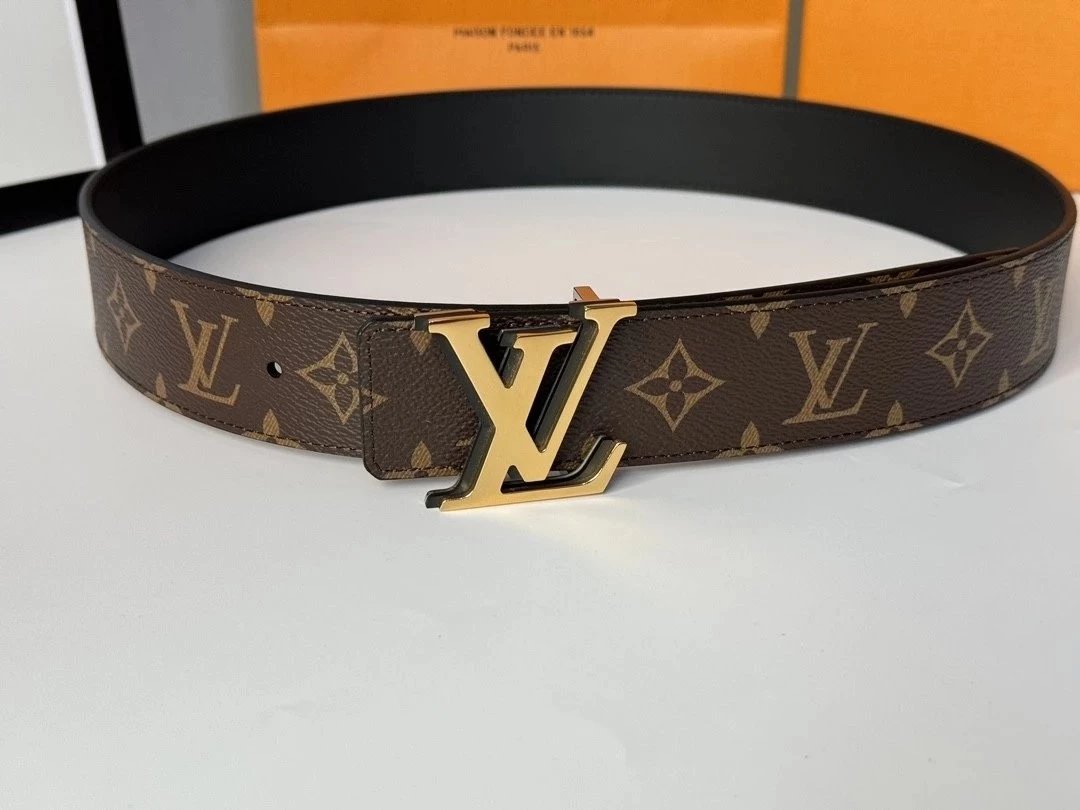 Louis Vuitton LV Belt Top version 【Counter Quality】The Most New Belt4.0cm Men's Belt Metal Buckle Men's Leather Belt with Classic Presbyopic Checkered Belt with Genuine Goods Packaging No Problem in and out of the Counter Versatile Casual Fashion Formal W