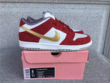 Nike Dunk Low shoes