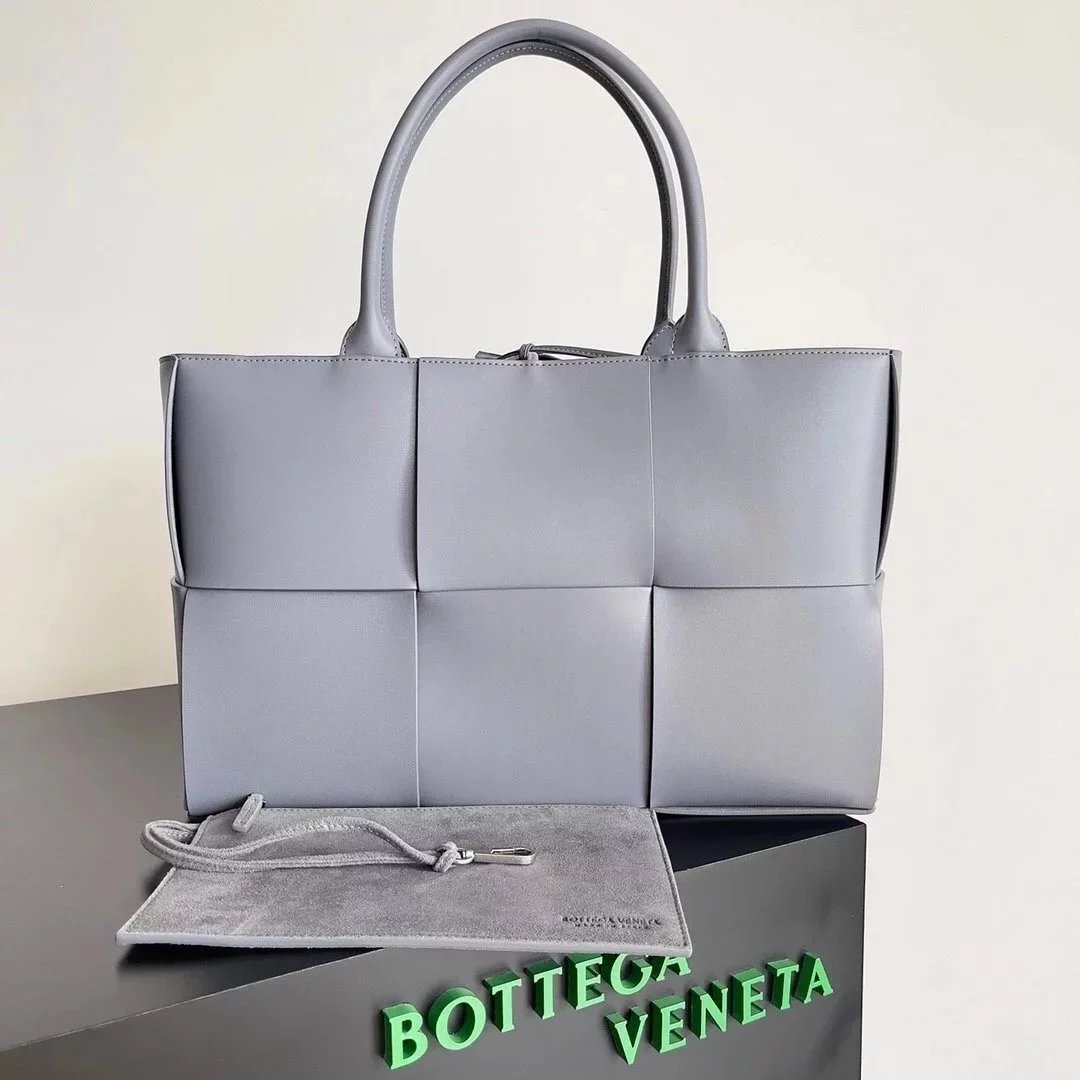 Bottega Veneta Women's Bag Top version 【Version】Arco Tote Bag Large38cm Woven Bag Large Shopping Bag Men and Women totebag One-Shoulder Crossbody Calfskin Bag Woven Suede tote Bag Mummy Bag Shopping Bag Commuter Bag Woven Bag