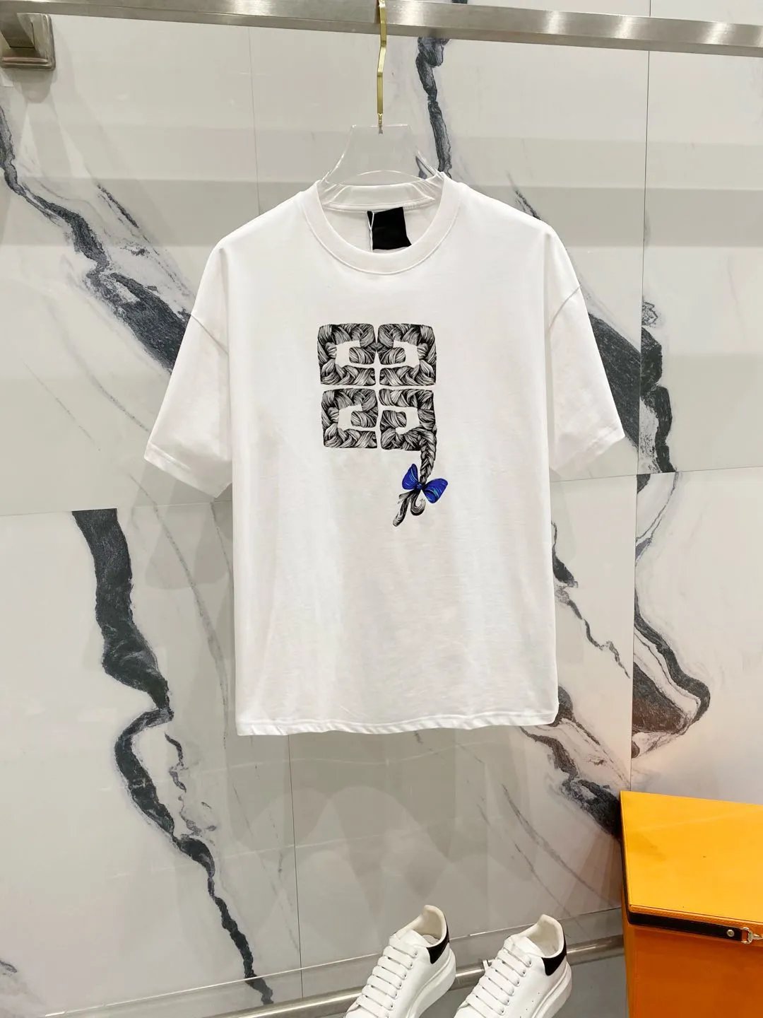 Givenchy T-shirt Chest Twine Bowknot Print logo round Neck Short Sleeve25ss New pure cotton T Unisex T-Shirt OS Loose Fit Base Shirt Top Half Sleeve T-Shirt