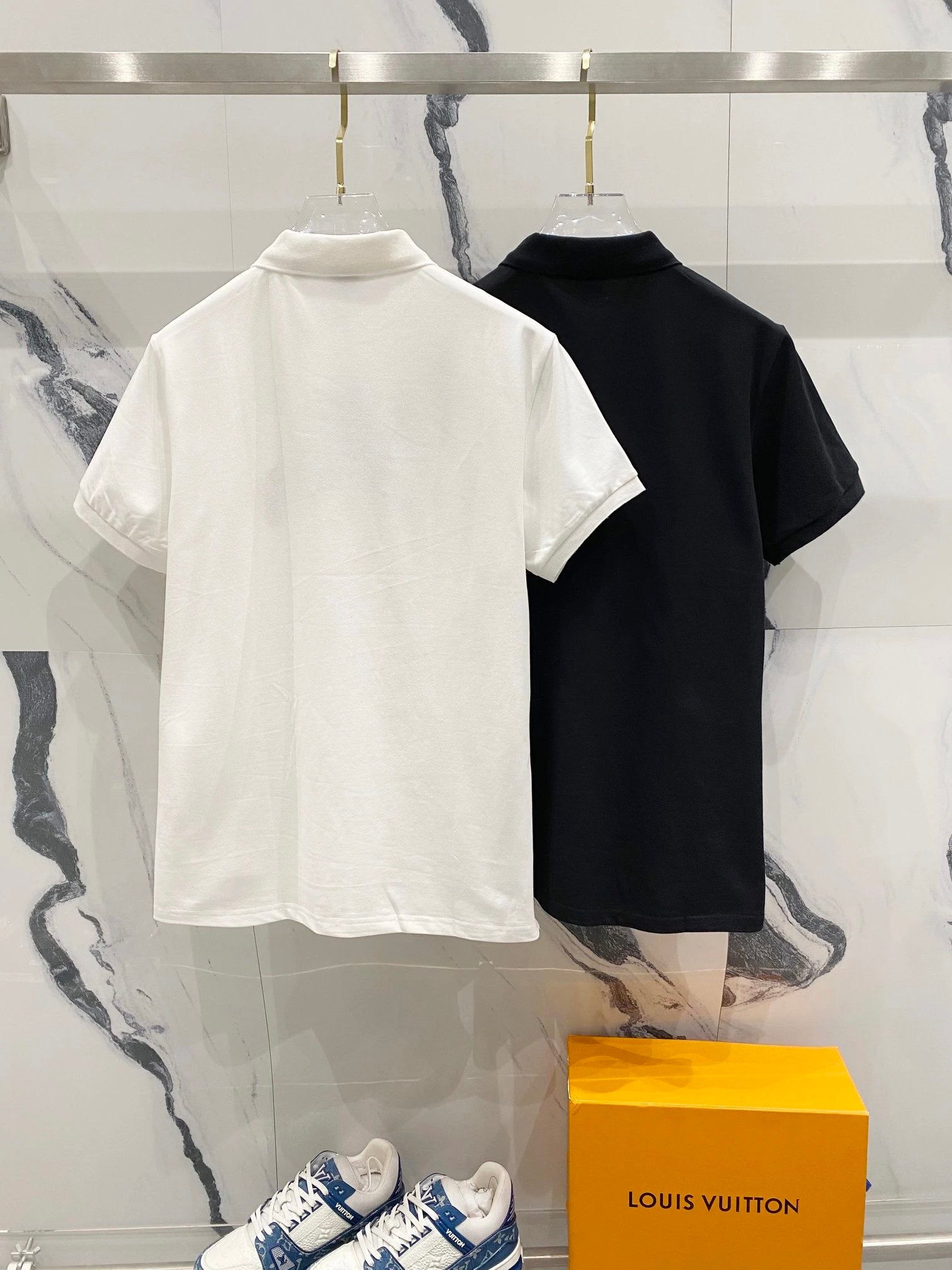 Burberry T-shirt Classic Simple Plaid Hollow Out LOGO Small icon POLO Short Sleeve Shirt with Turn-down Collar for Men and Women, Summer Half Sleeve OS Loose T Business Casual Half Sleeve Shirt Plus Size T-Shirt