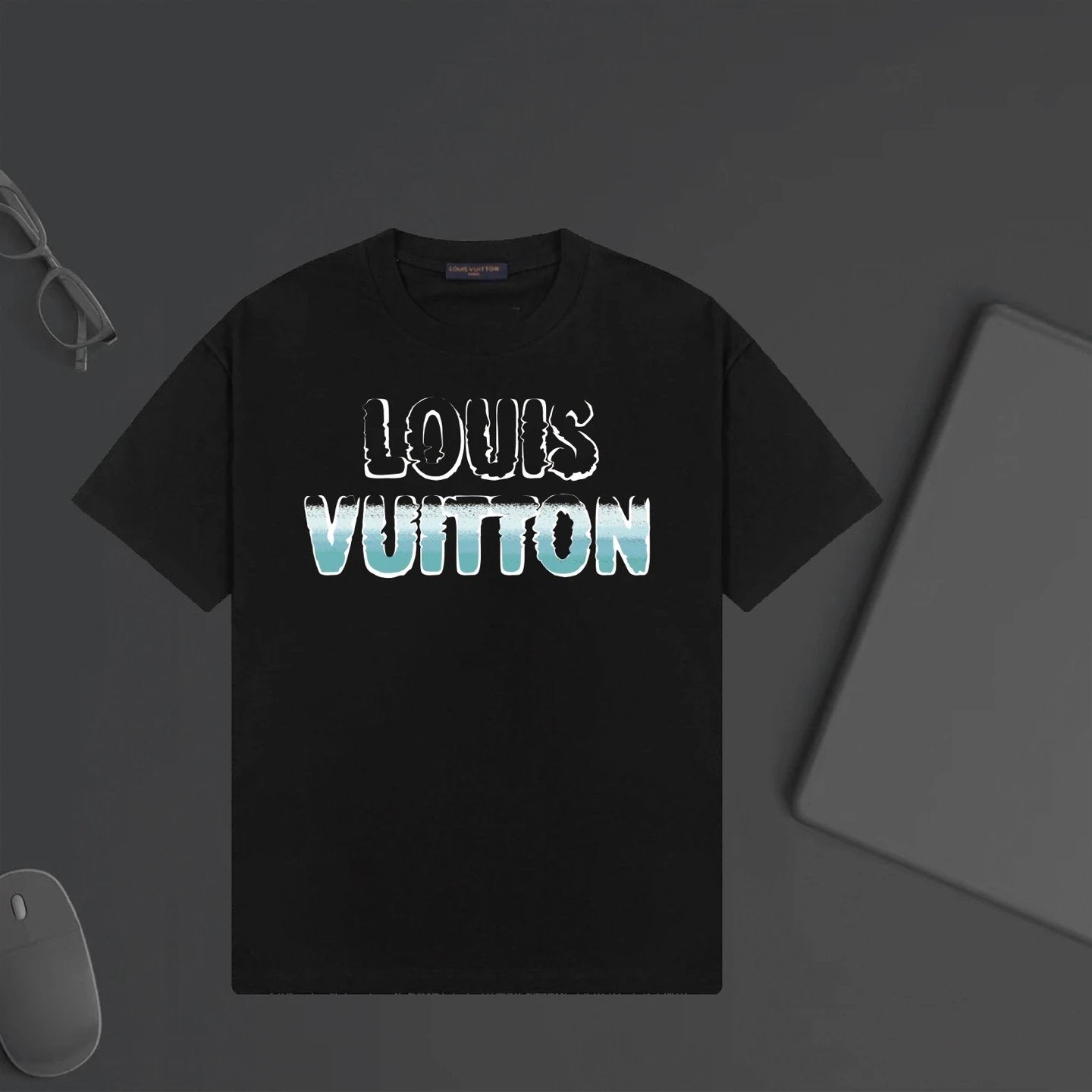 Louis Vuitton LV T-shirt Gradient Letter Print on the Chest logo round Neck Short Sleeve25ss New Pure Cotton Unisex Style T T-shirt OS Loose Fit Base Shirt Top Half Sleeve T-Shirt
