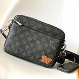 Louis Vuitton LV Men's Bag Top version 【Highest Version】Original Leather Hardware M46602Full leather in black M69827Sprinter Three-in-One Men's Messenger Bag Postman Men's Bag Two-in-One Trio Messenger Bag Shoulder Bag Men's Messenger Bag Men's Bag M30848