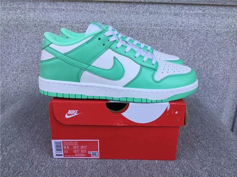 Nike Dunk Low shoes