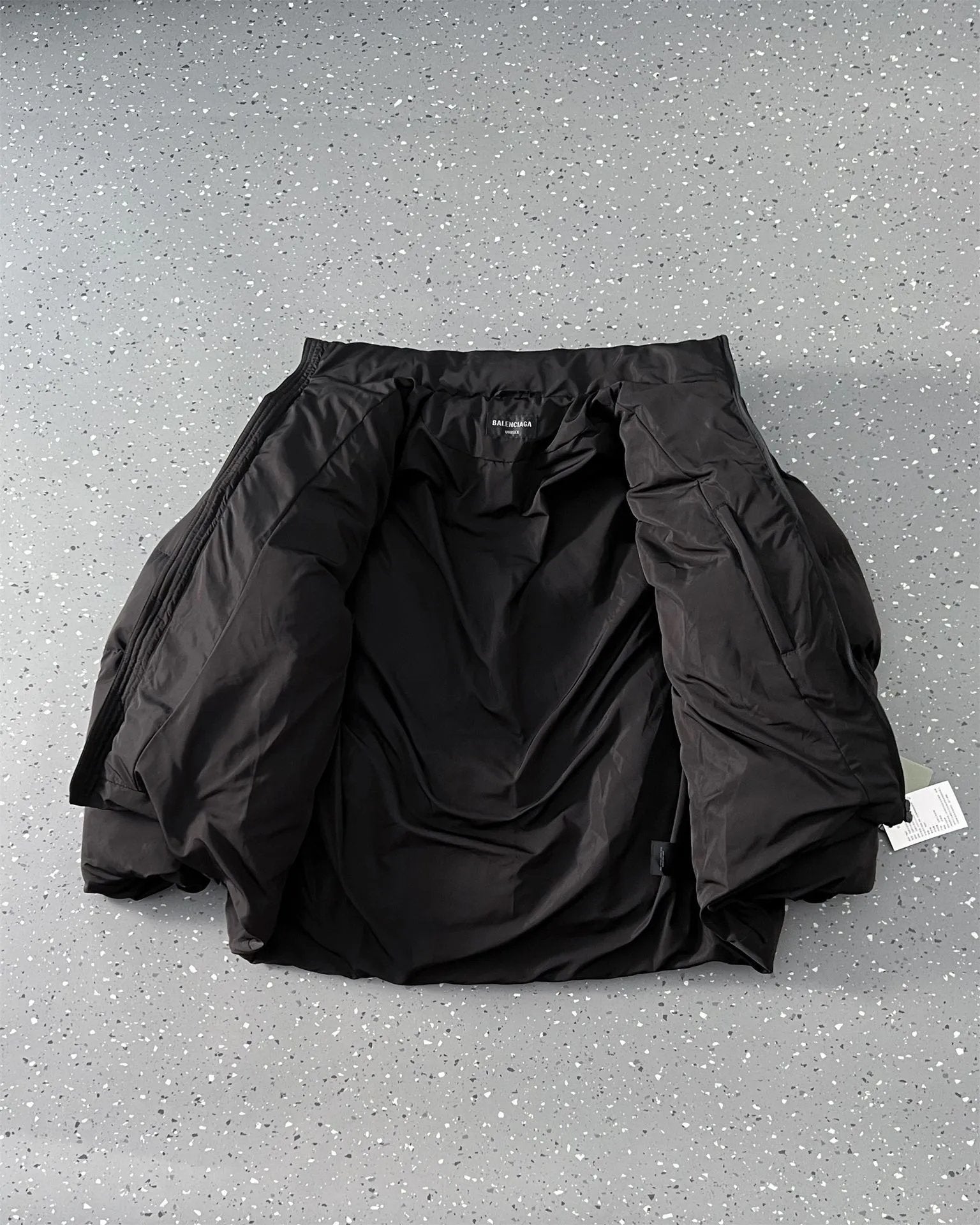 Balenciaga Down Jacket 24ss Classic Evergreen Style Cola Wave Print Cocoon Cotton Jacket Coat