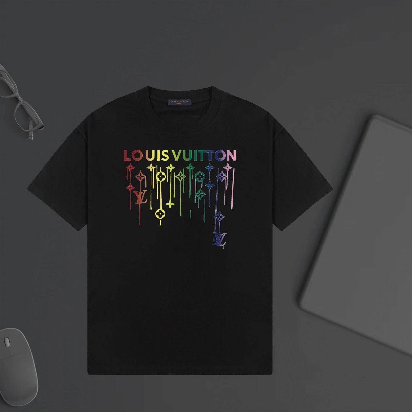 Louis Vuitton LV T-shirt Gradient Color Block Letter Print on Chest logo round Neck Short Sleeve25ss New Pure Cotton Unisex Style T T-shirt OS Loose Fit Base Shirt Half Sleeve T-Shirt Top Half Sleeve