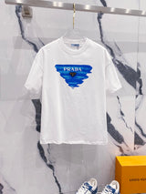 PRADA T-shirt Inspiration Triangle Logo Letters LOGO Printed Badge Round Neck Short Sleeve Pure Cotton T Unisex T-Shirt OS Loose Fit Base Shirt Casual Simple T-Shirt