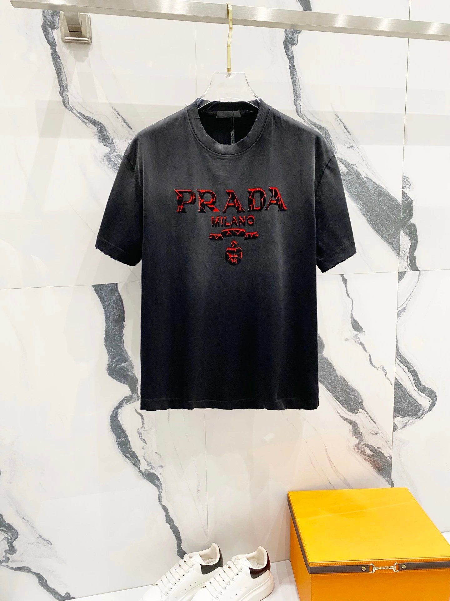 PRADA T-shirt Chest Crack Silicone Letters logo round Neck Short Sleeve25ss New Pure Cotton Unisex Style T T-shirt OS Loose Fit Base Shirt Half Sleeve T-Shirt Top Half Sleeve