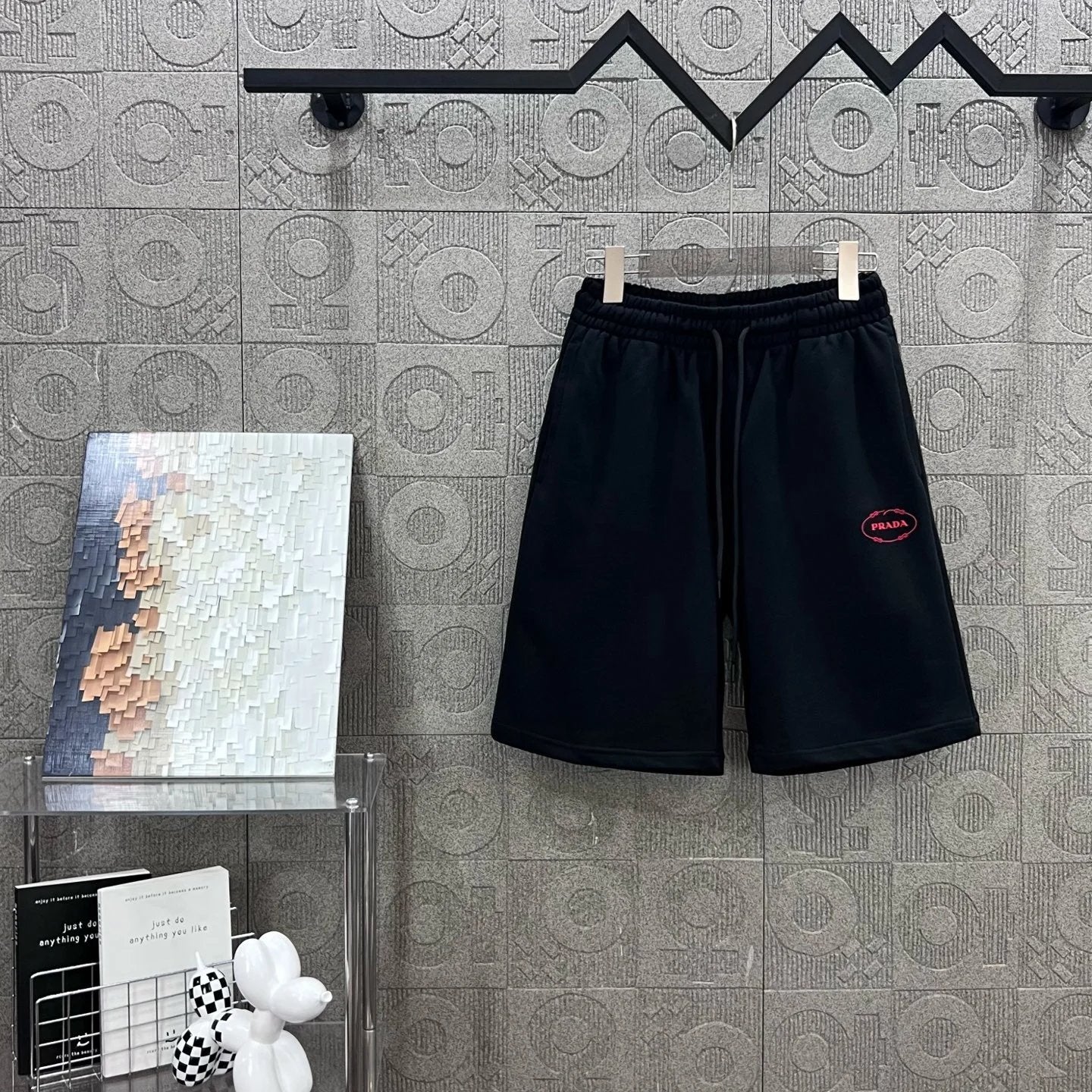 PRADA Shorts Predecessor Red Letter Printing logo Five-point Shorts25ss New Drawstring Casual Summer Pants American Style5Two-in-One Casual Sweatpants for Men and Women, Pure Cotton Joggers