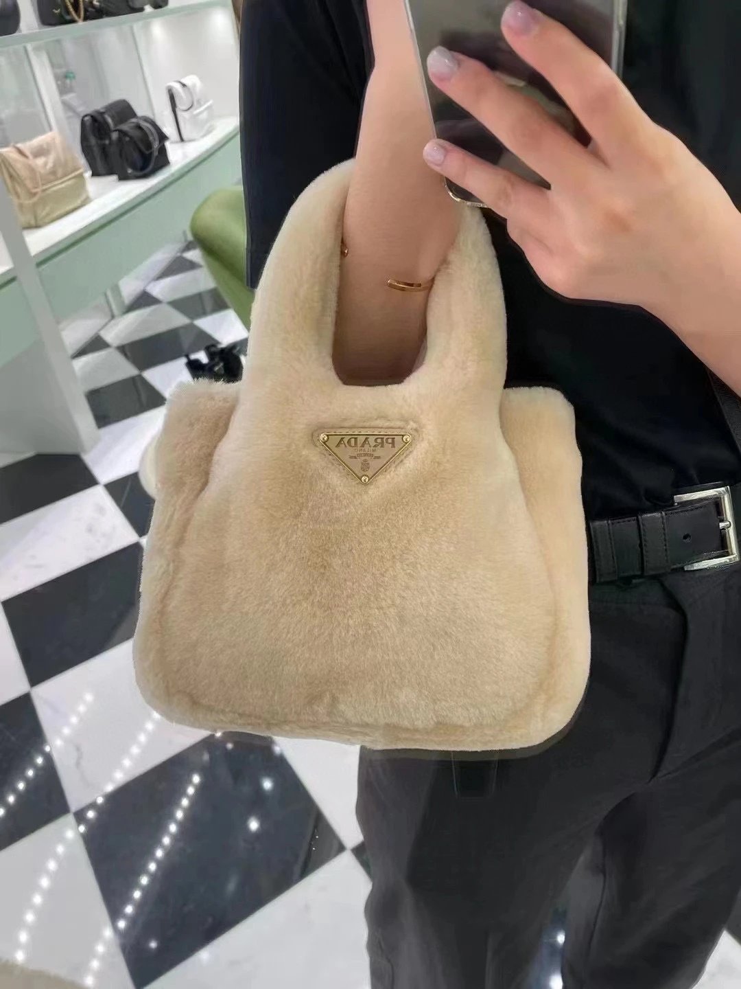 PRADA Bag Top version Latest mini Vegetable Basket Imported Wool with Imported Lambskin Compartment Multi-Layer Handbag Chain Bag Messenger Bag Shoulder Bag Underarm Bag Handbag Women's Bag1BA349