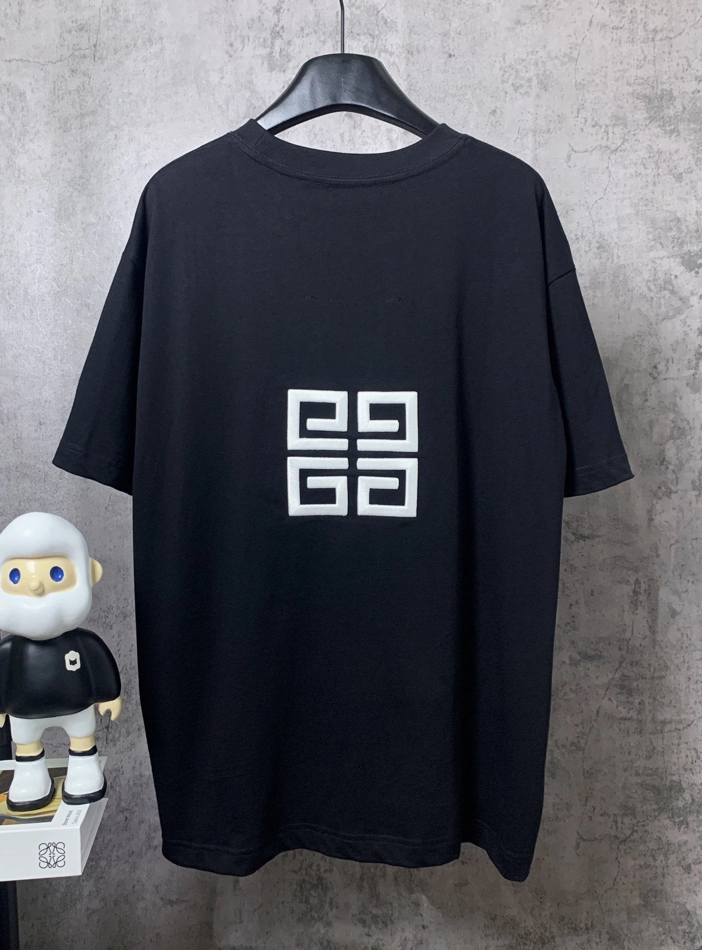 Givenchy T-shirt 3D Letter Embroidery on the Back logo round Neck Short Sleeve25ss New Pure Cotton Unisex Style T T-shirt OS Loose Fit Base Shirt Top Half Sleeve T-Shirt