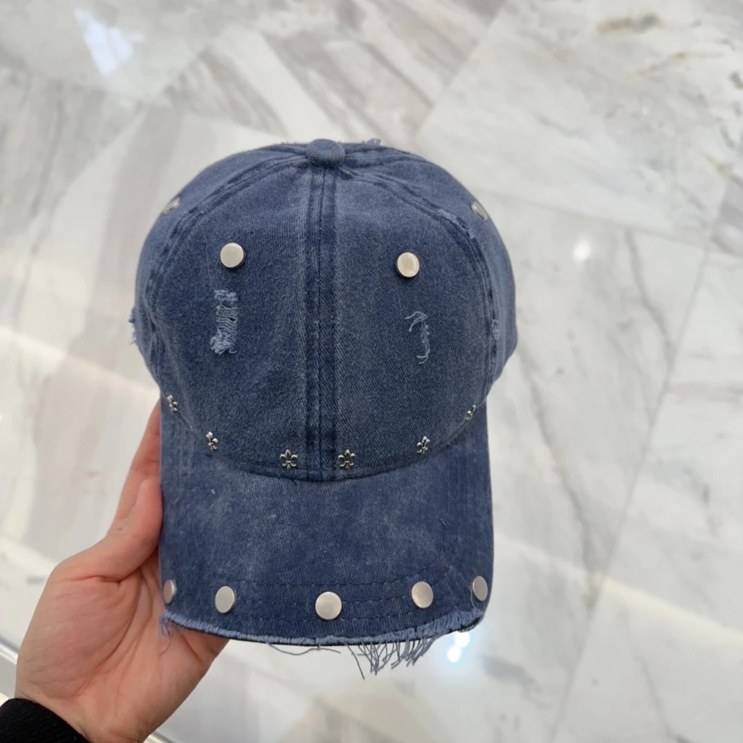 Chrome Hearts Hat Hole logo Baseball Cap Sunshade Sun Protection Duckbill Cap Large Head Circumference Slimming Face Curved Brim Versatile Sports Hat for Men and Women Couples Same Style