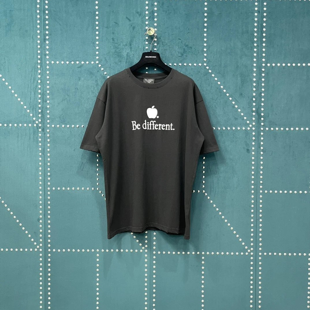 Balenciaga T-shirt Apple Embroidery on the Chest logo round Neck Short Sleeve25ss New pure cotton T Unisex T-Shirt OS Drop Shoulder Loose Fit Base Shirt Top T-Shirt Short Sleeve