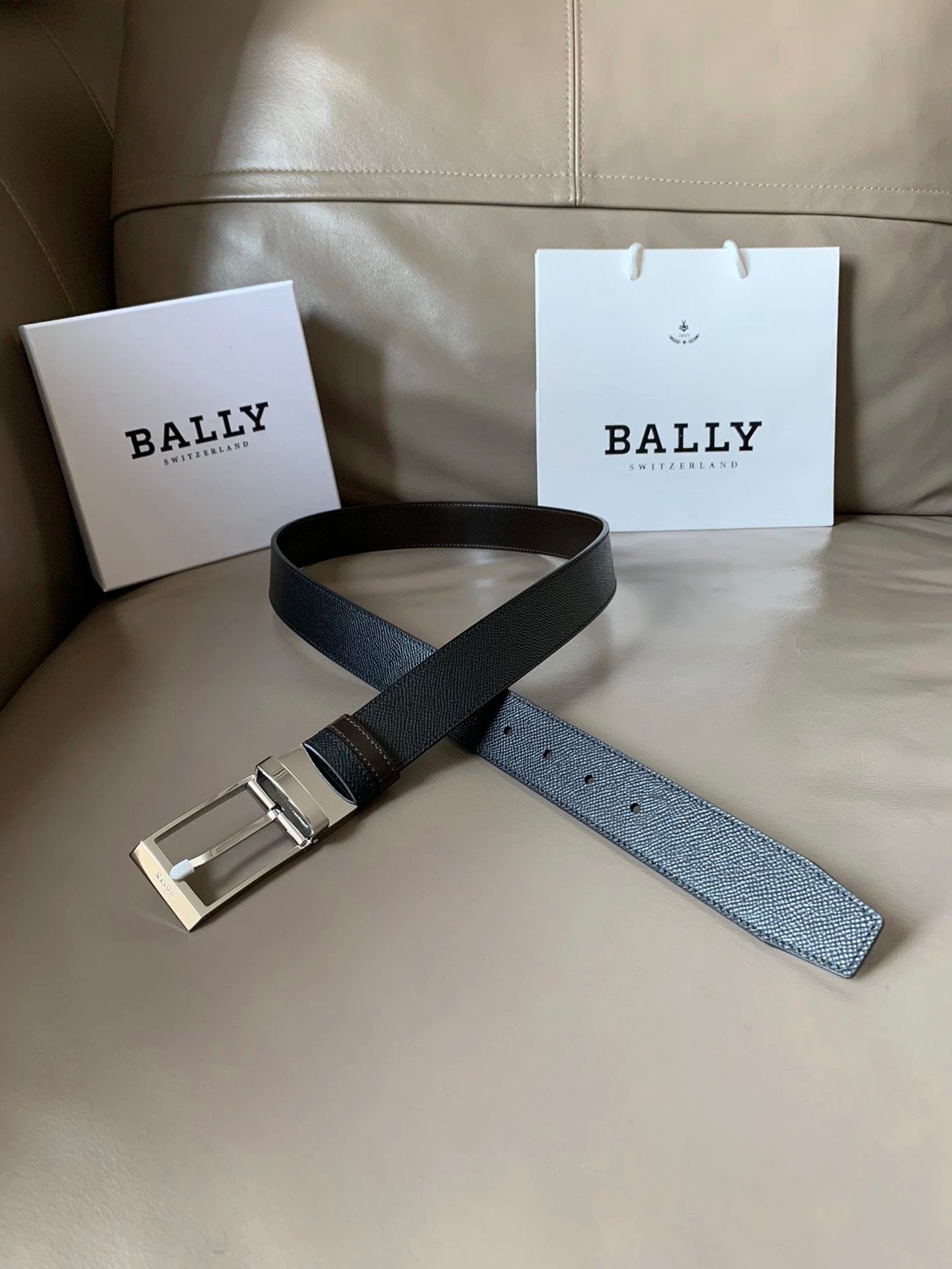 Bally Belt Top version Original Single Belt Counter New Men's Double-Sided Casual Business Belt Wide3.4cm Double-Sided Head Layer Cowhide Belt First Layer Cow Leather Belt Men and Women Business Casual Belt Belt Men's Leather Belt