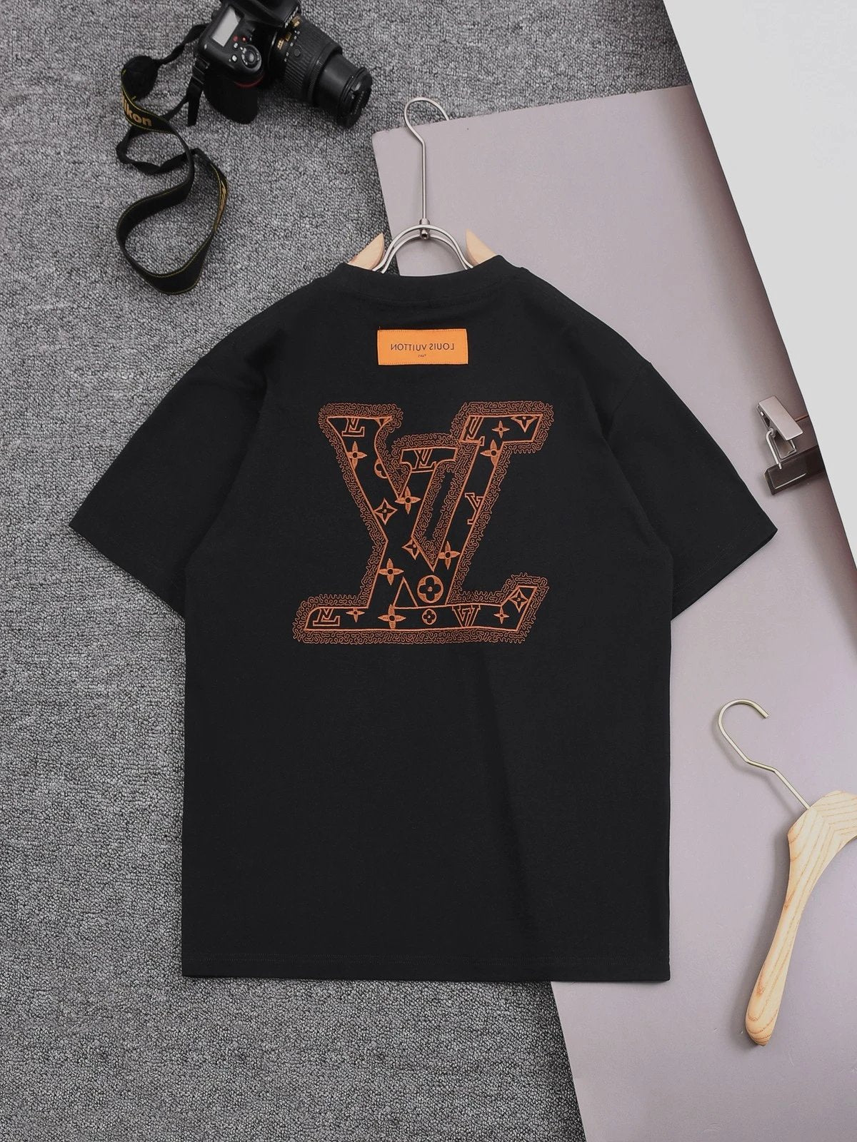 Louis Vuitton LV T-shirt Front and back embroidery logo round Neck Short Sleeve25ss New Pure Cotton Unisex Style T T-shirt Base Shirt Tee Shirt OS Loose design