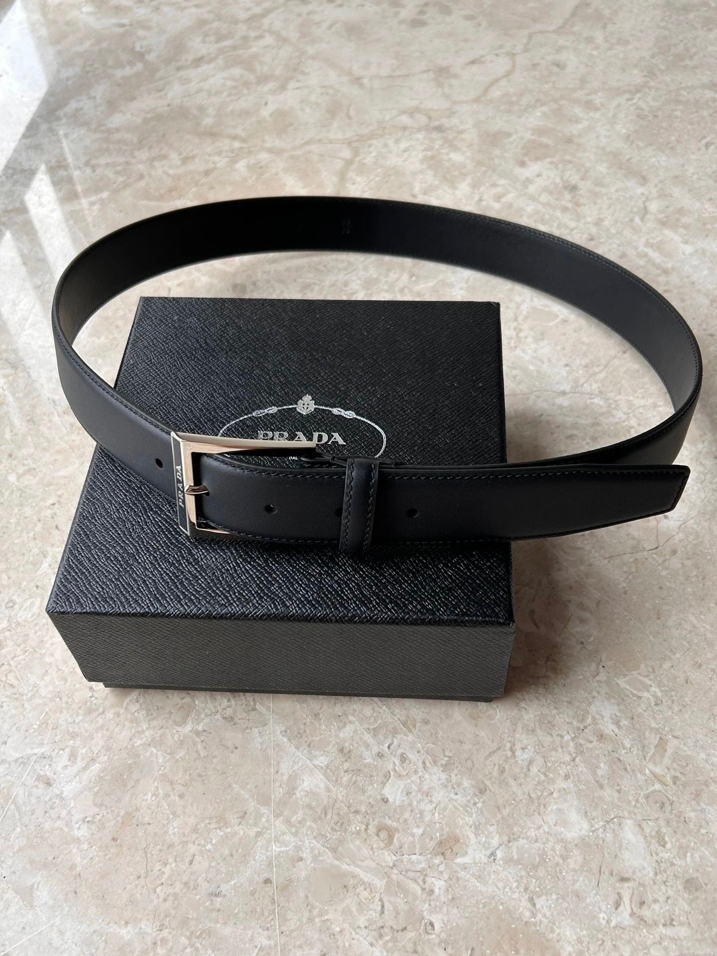 PRADA Belt Top version 【First Layer Cowhide】Men's Belt P Home Classic Business Belt Fashion Casual Width:3.4cm Boutique Pattern Automatic Buckle316Fine Steel Made Selected First Layer Cowhide Italian Leather Embryo PA Sliding Teeth Are Strong and Durable