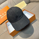 Louis Vuitton LV Hat Full-width Old Flower Letters logo Baseball Cap Sunshade Sun Protection Duckbill Cap Unisex Couple Style Large Head Circumference Slimming Face Curved Brim Versatile Sports Hat