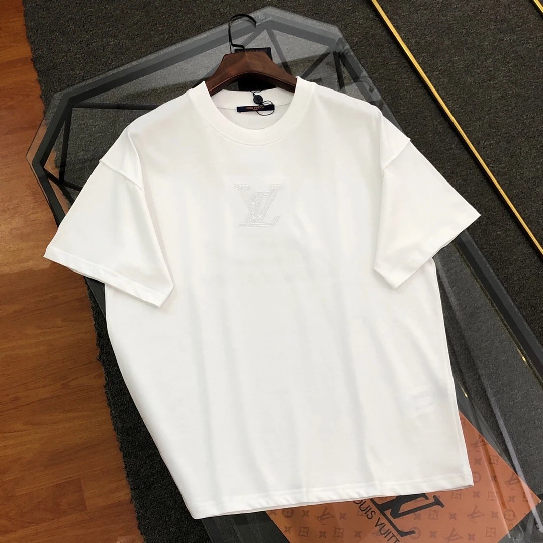 Louis Vuitton LV T-shirt Embroidery logo round Neck Short Sleeve25ss New Pure Cotton Unisex Style T Casual T-Shirt Base Layer Shirt OS Loose design
