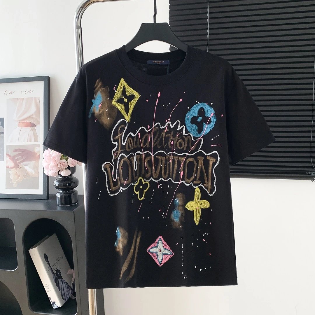 Louis Vuitton LV T-shirt Front Letter Pattern Graffiti Print logo round Neck Short Sleeve25ss New pure cotton T Unisex T-Shirt OS Drop Shoulder Loose Fit Base Shirt Top T-Shirt Short Sleeve